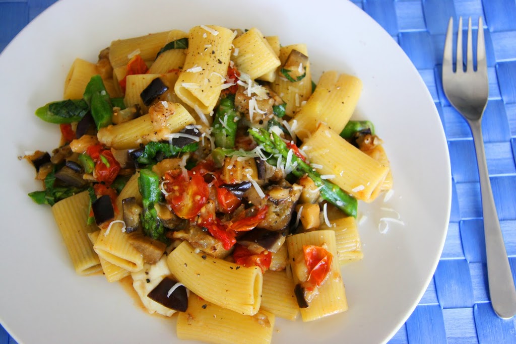 Vegetable Rigatoni w/ Fresh Buffalo Mozzarella - I Will Not Eat Oysters