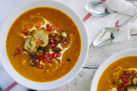 Roasted Butternut Squash Soup with Za'atar Pita Croutons | I Will Not Eat Oysters