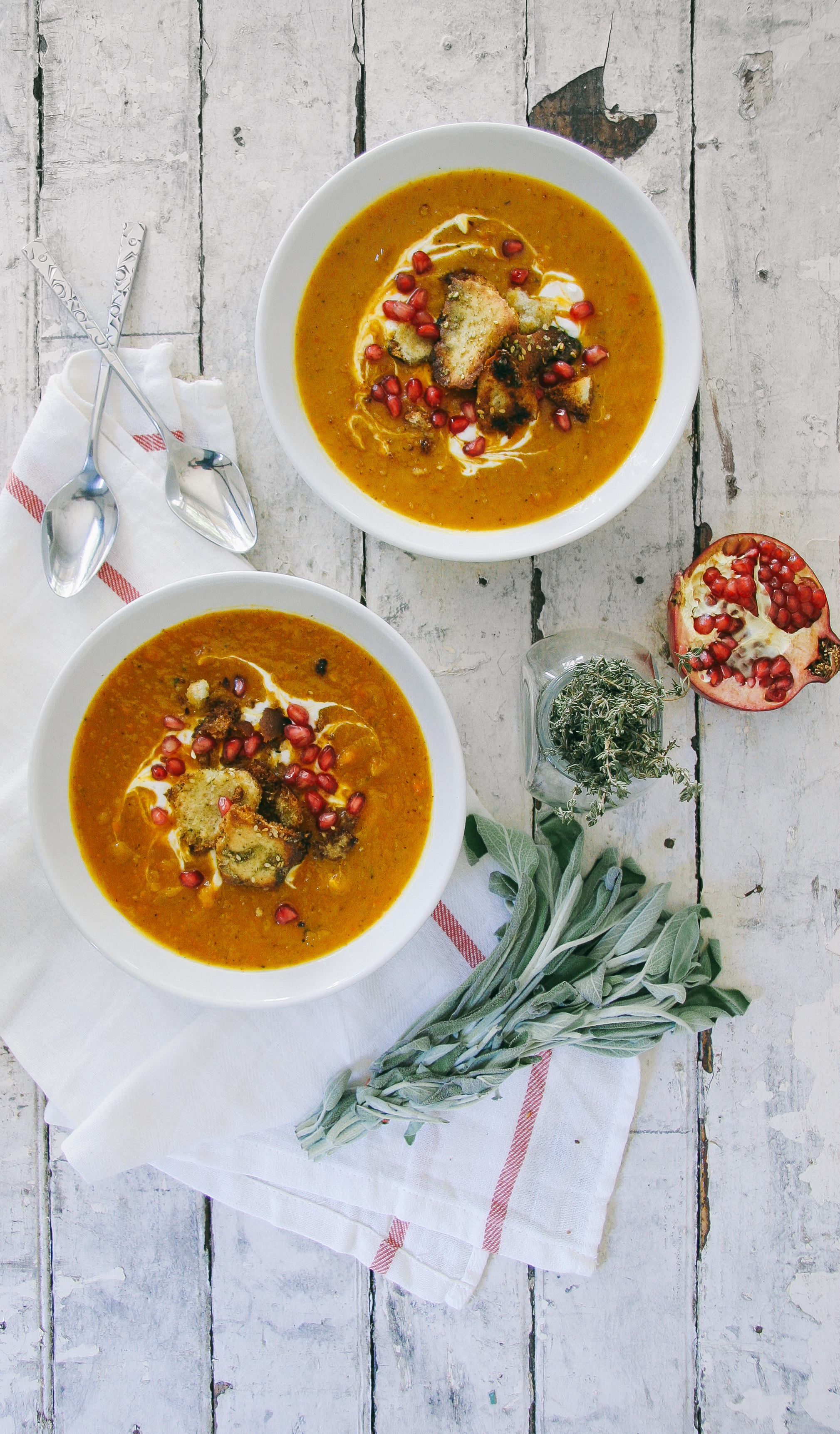 Roasted Butternut Squash Soup with Za'atar Pita Croutons | I Will Not Eat Oysters