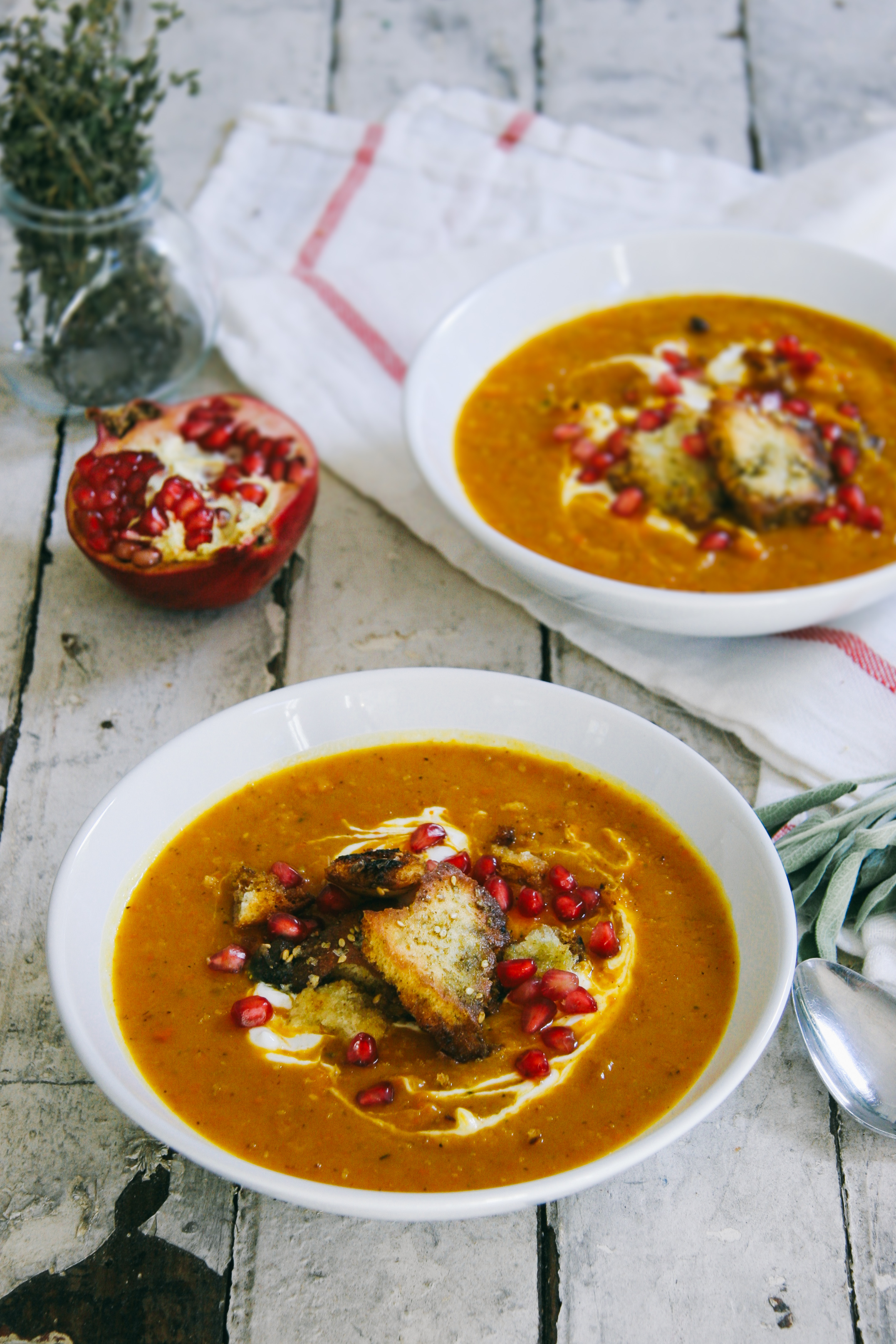 Roasted Butternut Squash Soup with Za'atar Pita Croutons | I Will Not Eat Oysters