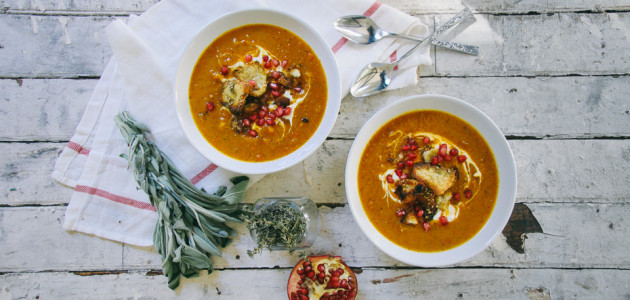 Roasted Butternut Squash Soup with Za'atar Pita Croutons | I Will Not Eat Oysters