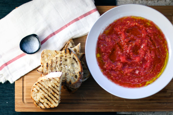 Tapa d'or |Pan Con Tomate | Grated and marinated tomatoes with hot grilled bread | I Will Not Eat Oysters