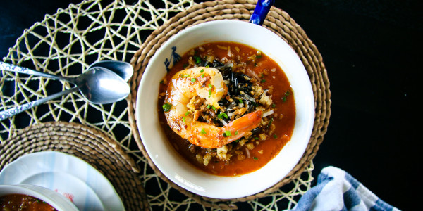 Roasted Tomato & Wild Rice Soup with Garlic Shrimp and Buttery Bread Crumbs | I Will Not Eat Oysters