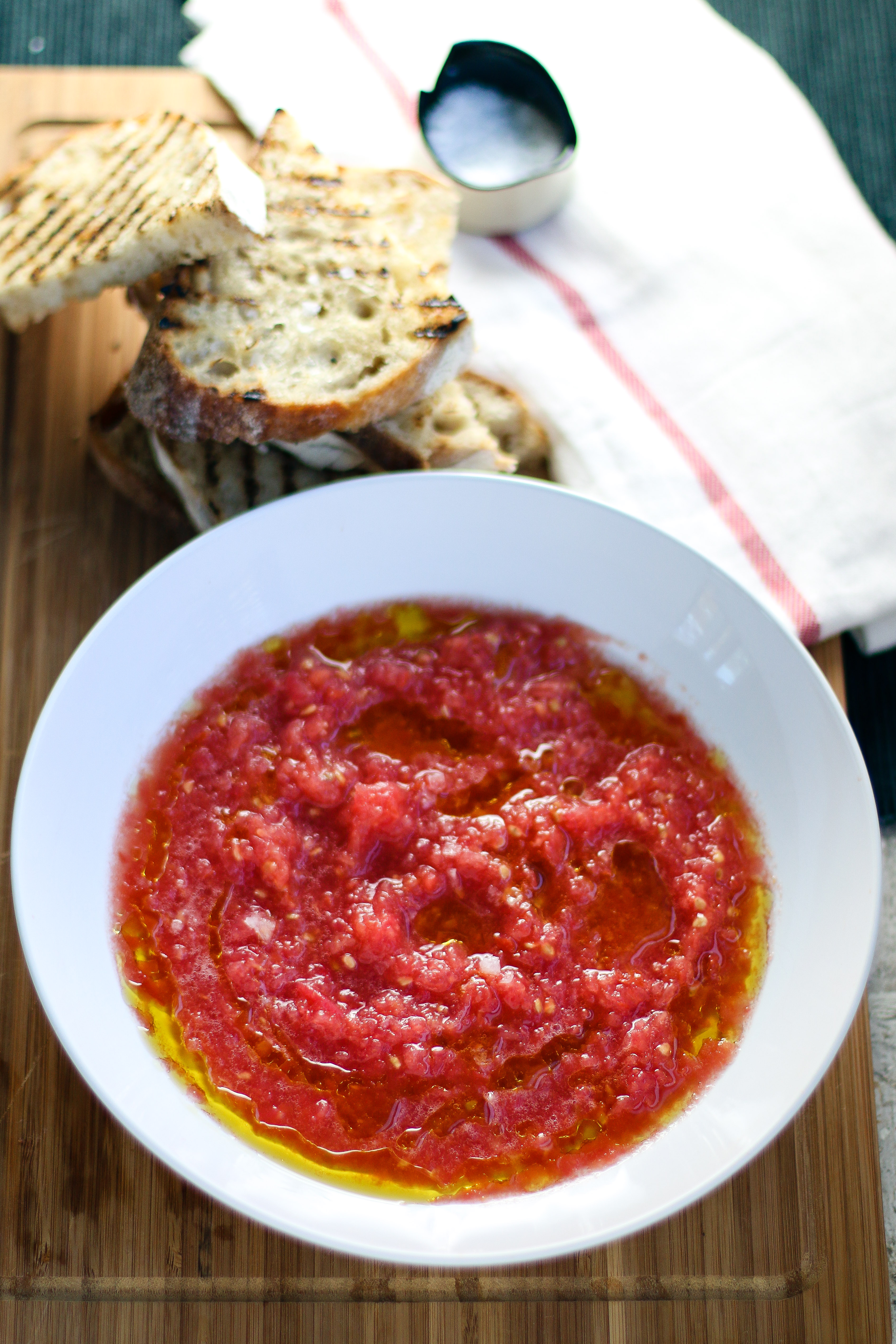 Tapa d'or |Pan Con Tomate | Grated and marinated tomatoes with hot grilled bread | I Will Not Eat Oysters