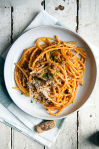 Paprika White Wine Bucatini with Italian Sausage | One Pot Pasta | I Will Not Eat Oysters