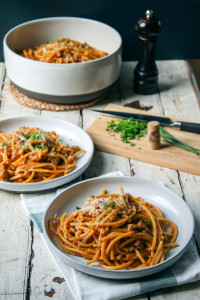 Paprika White Wine Bucatini with Italian Sausage | One Pot Pasta | I Will Not Eat Oysters