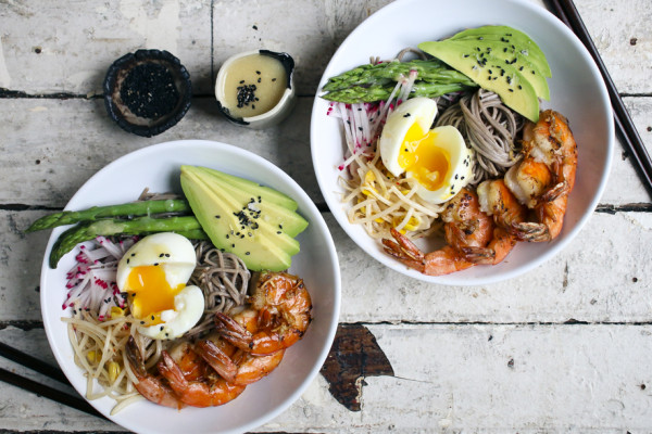 Fresh Soba Noodle Bowl with Garlic Shrimp & Miso Dressing | I Will Not Eat Oysters