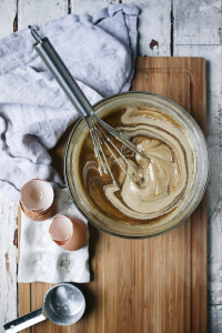 Tahini Blondies| Super smooth, dense and creamy | I Will Not Eat Oysters