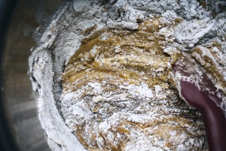 Tahini Blondies| Super smooth, dense and creamy | I Will Not Eat Oysters