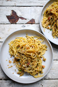 Olive Tapenade Spaghetti with Garlic Breadcrumbs| I Will Not Eat Oysters