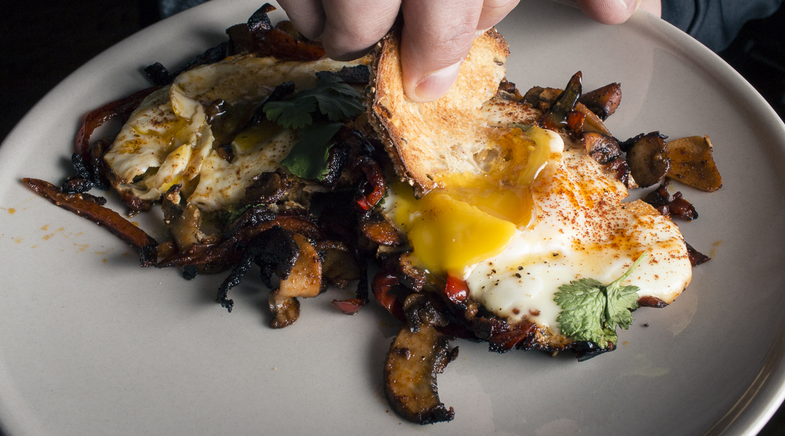 Red Pepper & Mushroom Skillet | I Will Not Eat Oysters