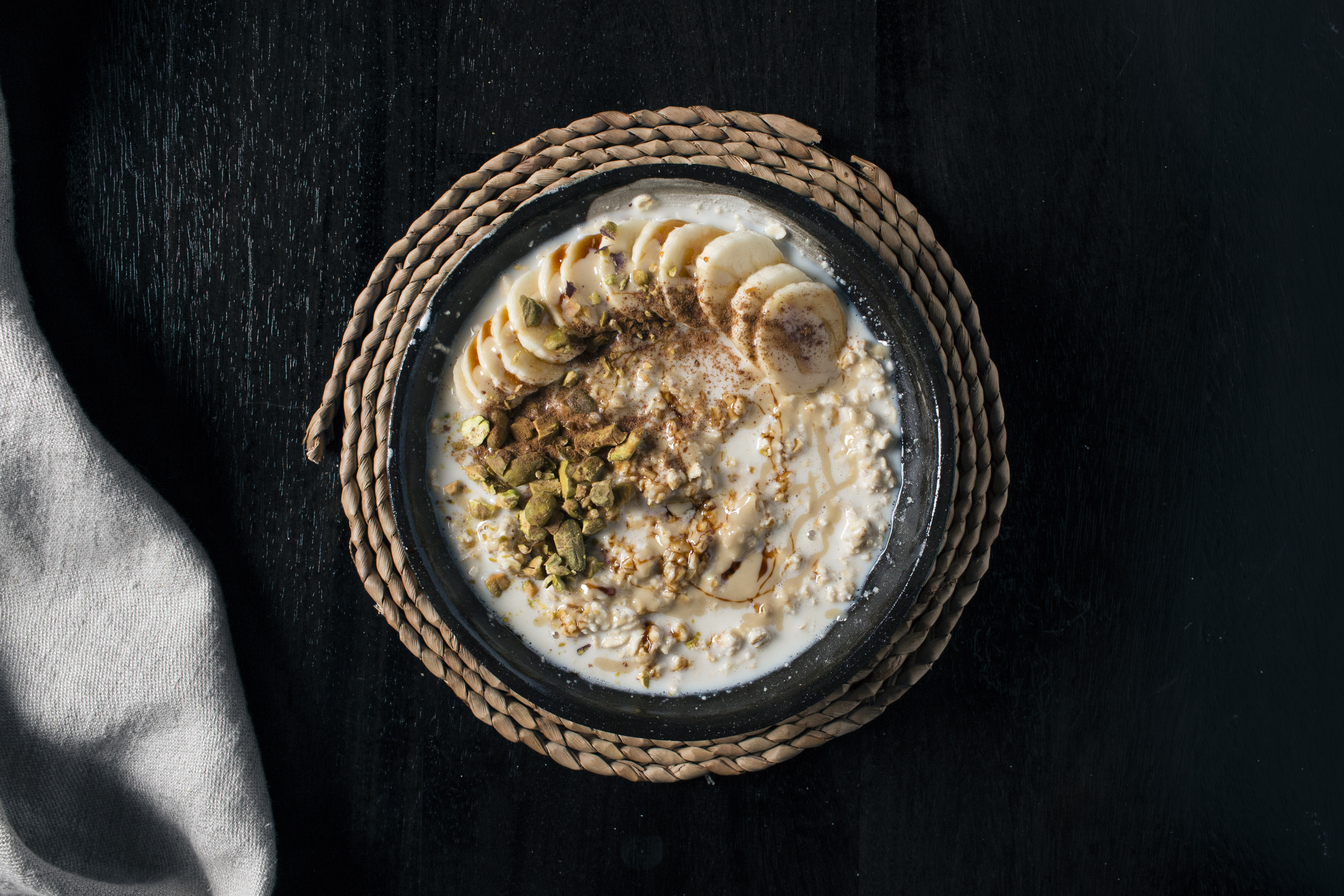 Overnight Tahini Oatmeal with Silan & Bananas | I Will Not Eat Oysters