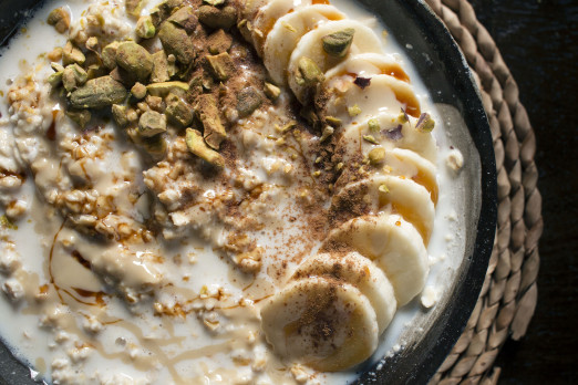 Overnight Tahini Oatmeal with Silan & Bananas | I Will Not Eat Oysters
