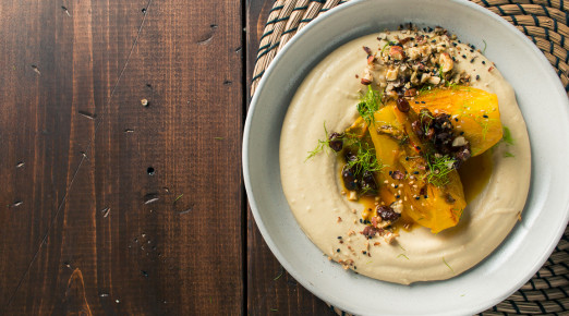 Braised Fennel with Saffron and Raisins over Hummus with Dukkah | Recipe from I Will Not Eat Oysters