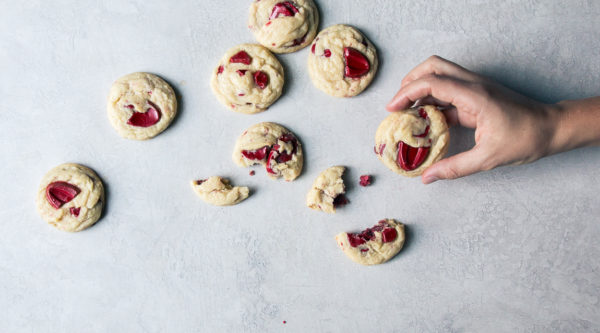 Strawberries and Cream Cookies | Recipe from Danielle Oron on I Will Not Eat Oysters