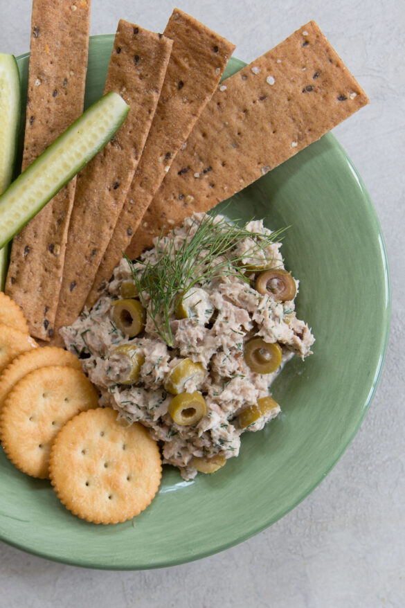 Easy and Quick Olive Tuna Salad - I Will Not Eat Oysters