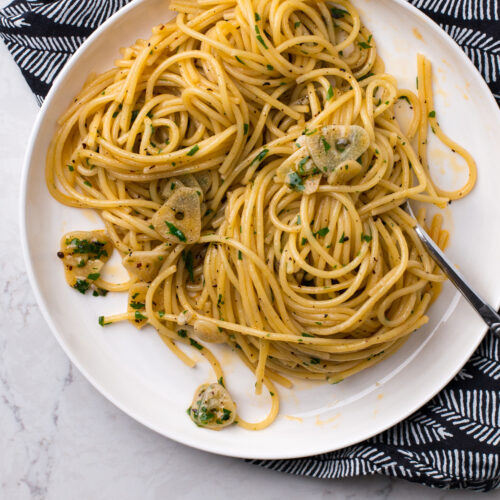 Spaghetti Aglio e Olio with Urfa