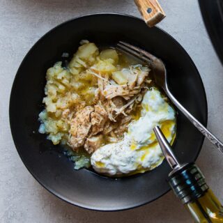 Lemon Oregano Chicken & Potatoes with quick Tzaziki! This one is made in the Instant Pot/Pressure Cooker but you can totally do it on the stove top. RECIPE LINK IN PROFILE! This is a family favorite in our house. 

If you’re doing this on the stove top, follow directions the same except bring to a boil and then immediately turn the heat down to low, cover the pot and simmer for 25-30 minutes until chicken is tender.

Ingredients:
boneless skinless chicken thighs
lemon juice
chicken stock
oregano
baby potatoes
olive oil
S&P

Full Recipe in Profile!

#instantpotrecipes #recipes  #chickenrecipes #instantpot #yogurt #easyweeknightmeals #easydinner #quick #weeknight #greek #pressurecooker #chicken #chickendinner